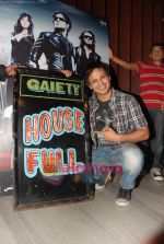 Vivek Oberoi promotes Prince at Gaiety in Bandra on 9th April 2010 (18).JPG